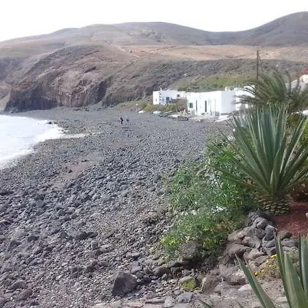 Lucicho Playa Quemada